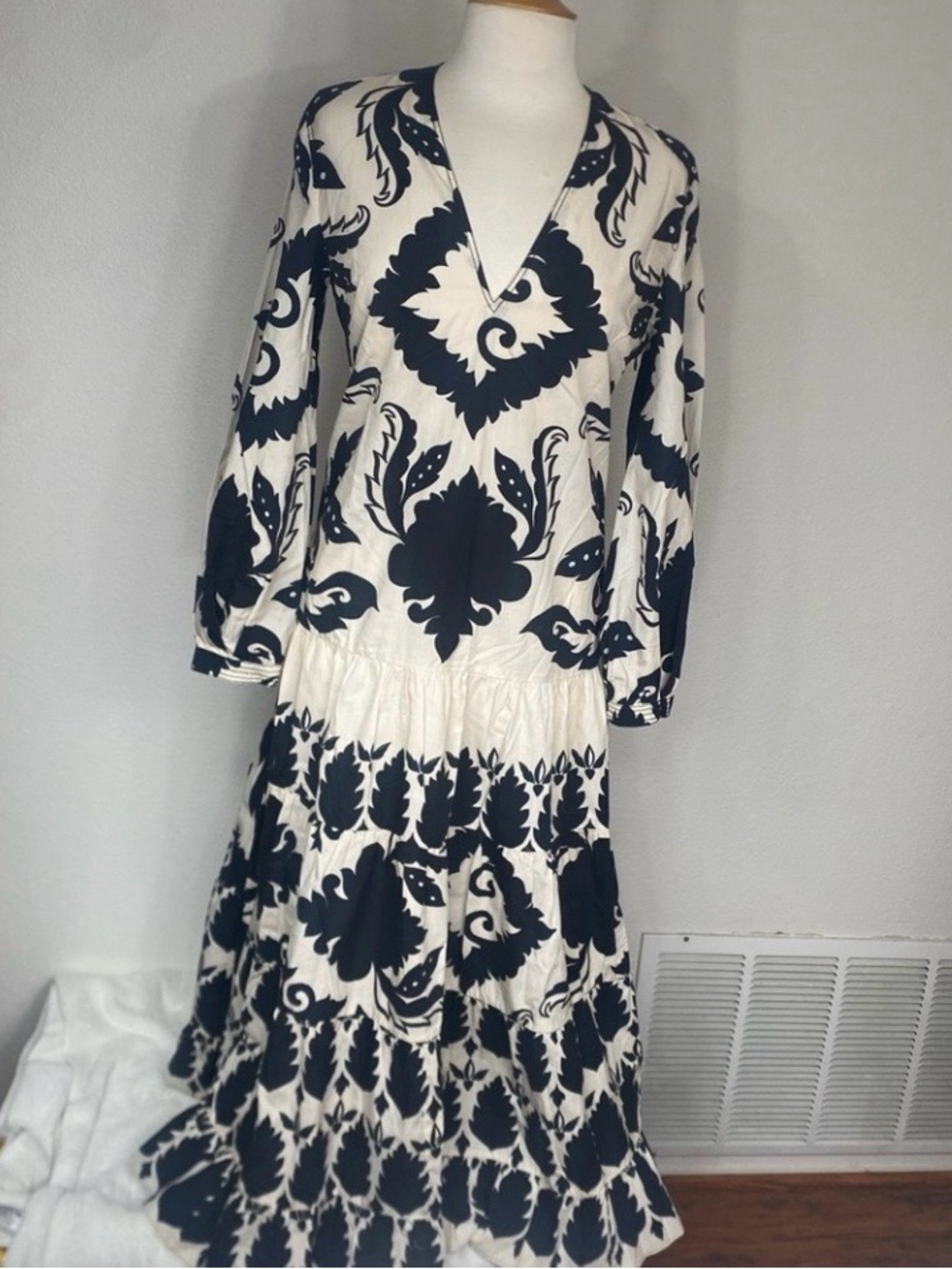 Zara Womens Black Cream Floral Cotton Tiered Maxi Dress Size Small Boho Coastal - Picture 2 of 16